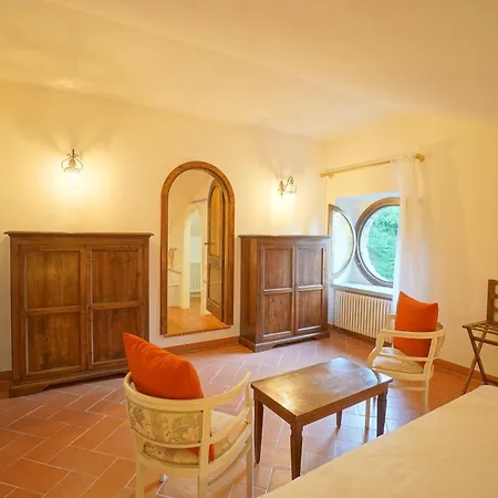 Vila Tenuta D'elci - Relax E Piscina Nel Bosco *