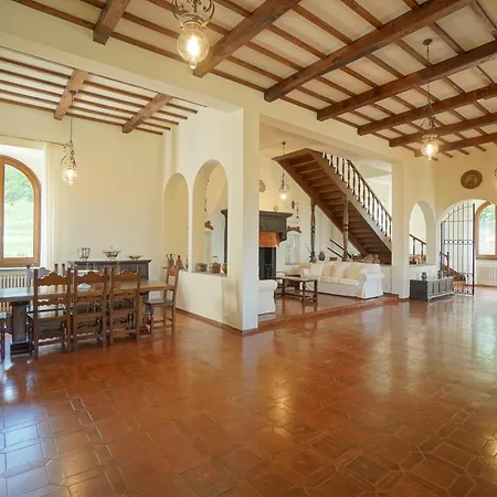 Tenuta D'elci - Relax E Piscina Nel Bosco 빌라