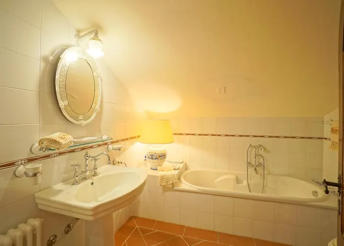 Tenuta D'elci - Relax E Piscina Nel Bosco *